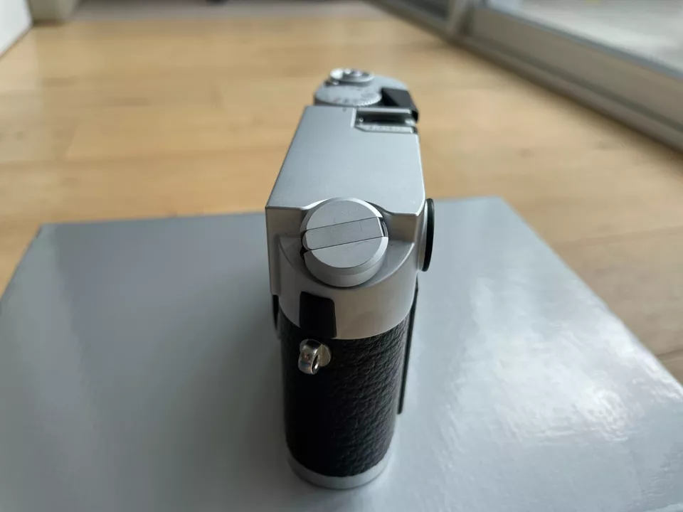 Leica M7 0.72 Silver Chrome near mint - Image 7
