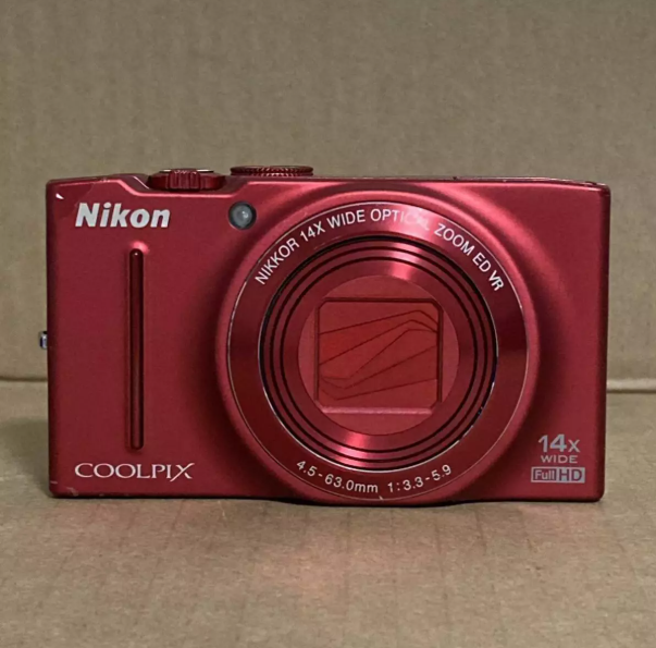 Nikon COOLPIX S8200 16.1MP 14x Optical Zoom Digital Camera Red