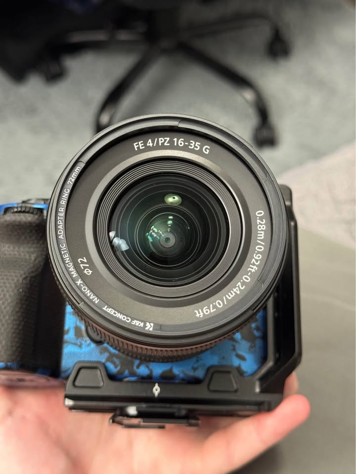 Sony a7R V mirrorless camera + 3 lenses and a bunch of accessories - Image 4